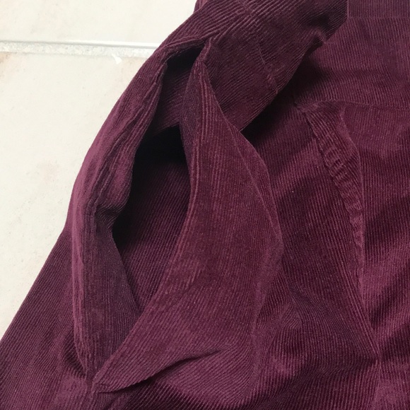 Burgundy corduroy button down skirt - Picture 5 of 6